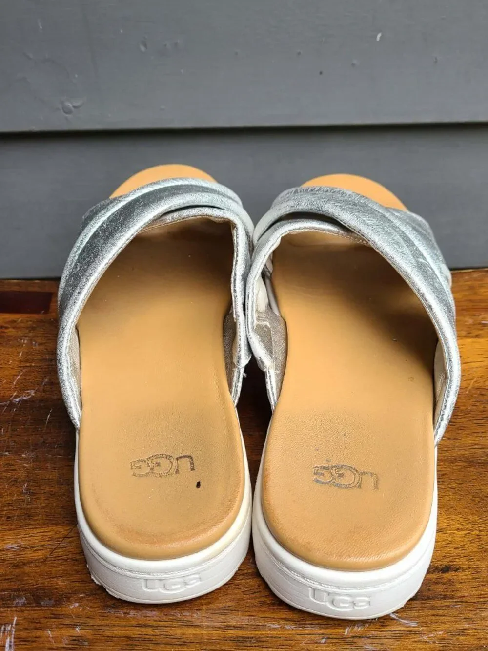 UGG Silver Metallic Zayne Sandals size 8